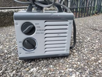 Broan Ceramic Heater for Sale in Rainier, WA - OfferUp
