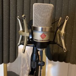 Home Studio Microphone Set Up With Free Pop Filter 