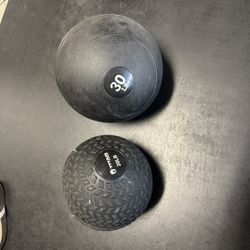20 And 30 Lb Slam Ball Titan Fitness