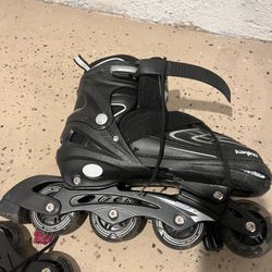 Kaqinu Roller Blades.