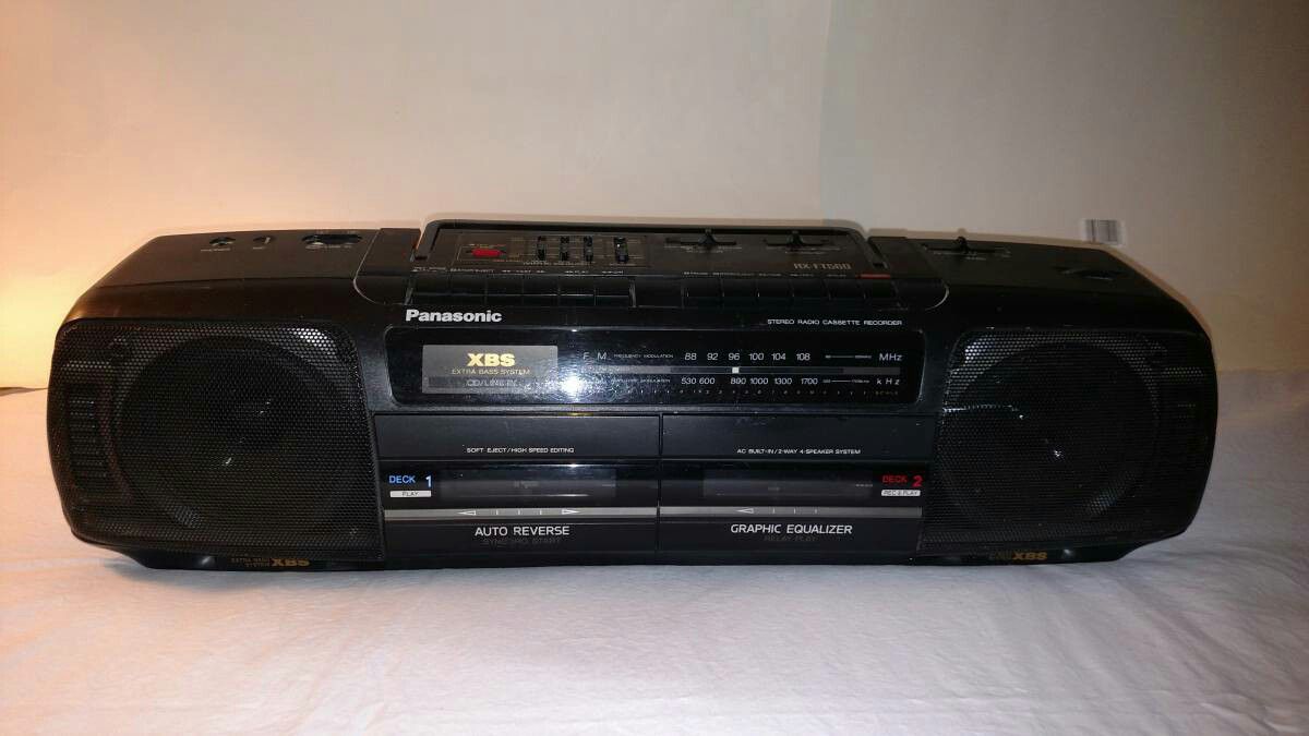 Vintage Panasonic AM/FM Radio Dual Cassette Portable Boombox RX-FT560