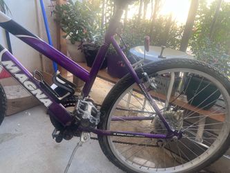 Old rusted bike
