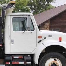 White Single axle with snow plow