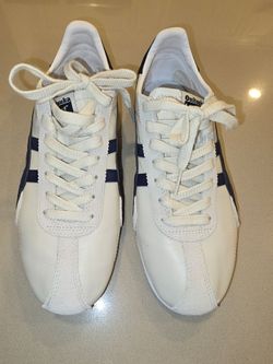 Onitsuka Tiger Shoes Unisex Cream/Off-White/Navy CM: 24.0, EU: 38, US: 5.5 (7 women)