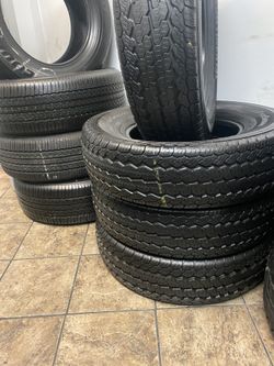SET LT 215/85/16 CONTINENTAL SEMI NEW $300 PRICE INCLUDE PROFESSIONAL INSTALLATION AND TAX