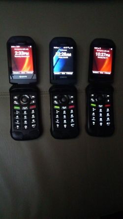 Kyocera DuraXV Extreme+ E4811 - Verizon Unlocked Flip Phone