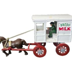 1930s Cast Iron Fresh Milk Delivery Man Horse Drawn Carriage Wagon Cart Toy WT22