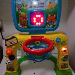 VTECH COUNT AND WIN BASKET BALL AND SOCCER