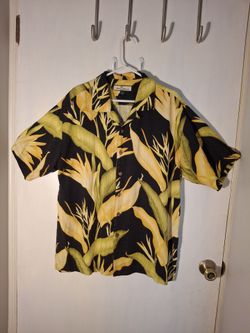 Mens Tommy Bahamas silk button shirt