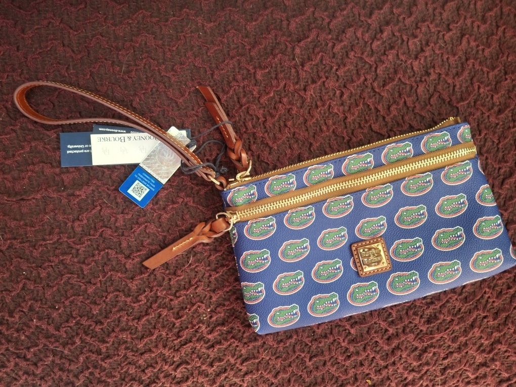 University Of Florida Gator Wristlet D&B