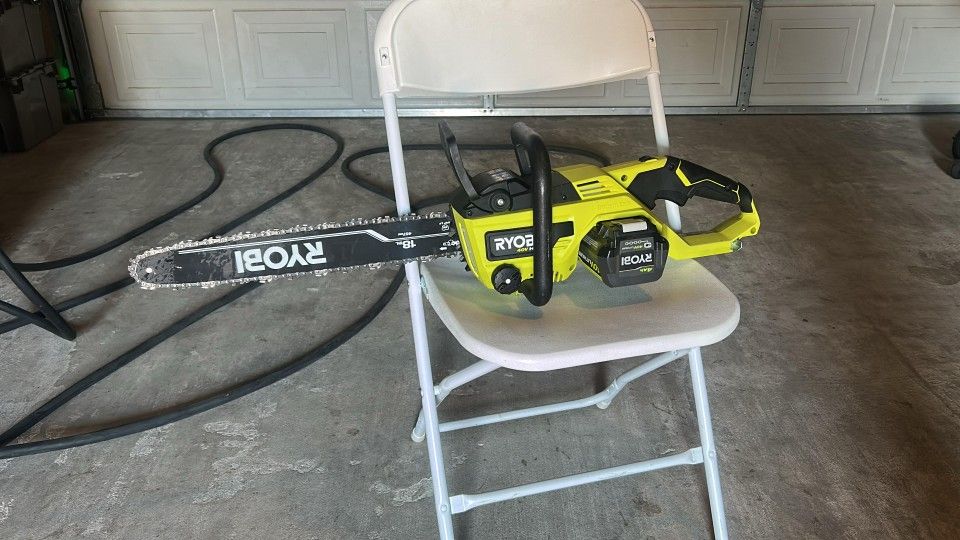 Ryobi 18" Chainsaw