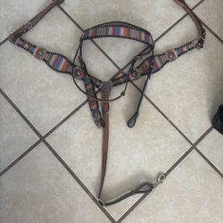 Hot Head Stalls Leather Tack Set