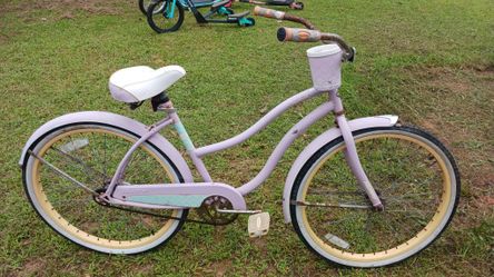 Girl Bicycle $40