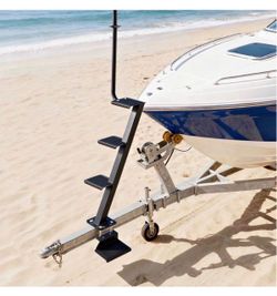 New in the box Boat Trailer Steps 4-Step Heavy Duty Ladder w/ Handle Non-Slip Steel (E585)