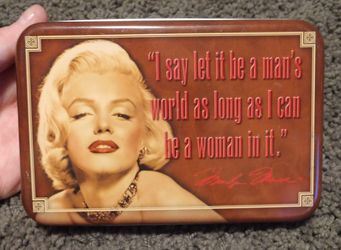 Marilyn Monroe playing cards