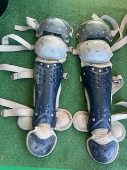 Wilson Youth shin guards
