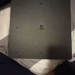 PS4 SLIM 