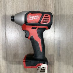 Milwaukee M18 18V Lithium-Ion Cordless 1/4 in. Hex Impact Driver (Tool-Only)