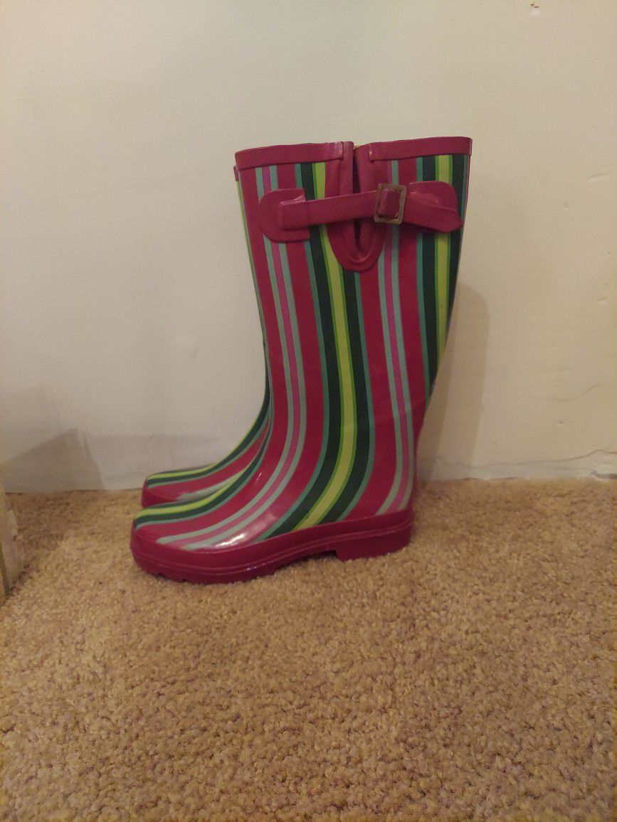 Snow Boots/ Rain Boots Women's SZ 6