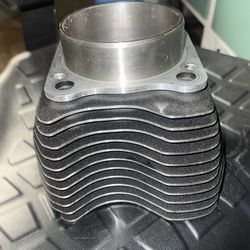 Harley Davidson Milwaukee 8 M8 Cylinder Jug RR-102 Rear Engine Cylinder OEM