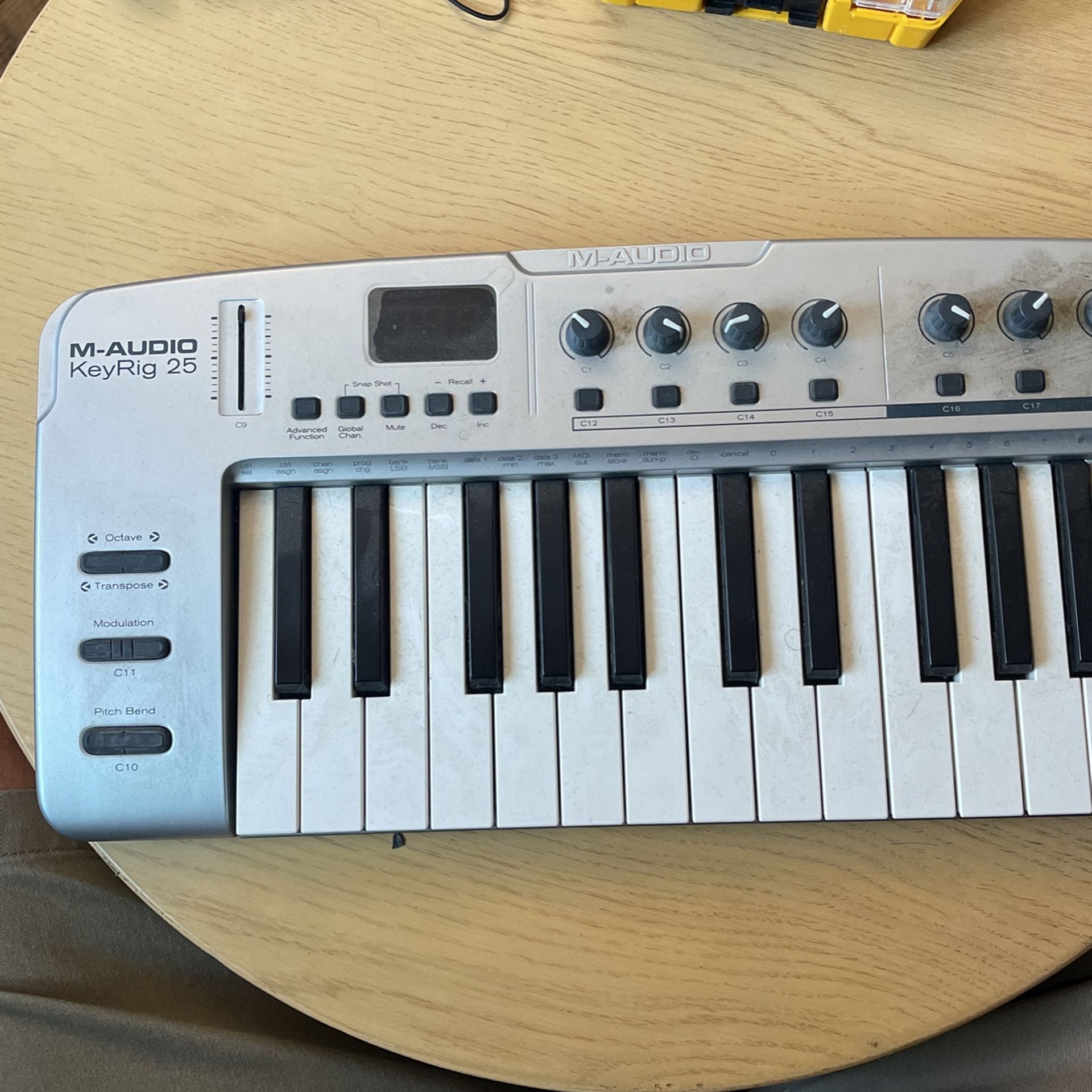 M-Audio ketRig 25