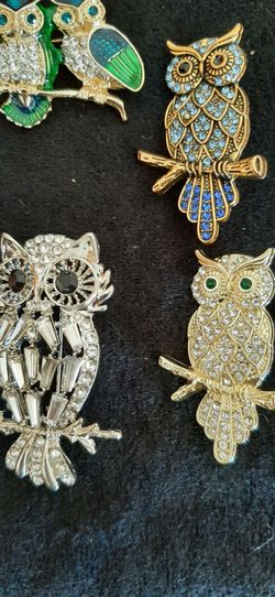 Various Owl Brooches with Crystals.