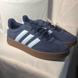 New Adidas BARREDA men’s Size 10