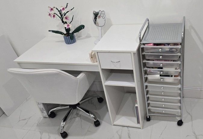 Desk; includes chair and side
piece