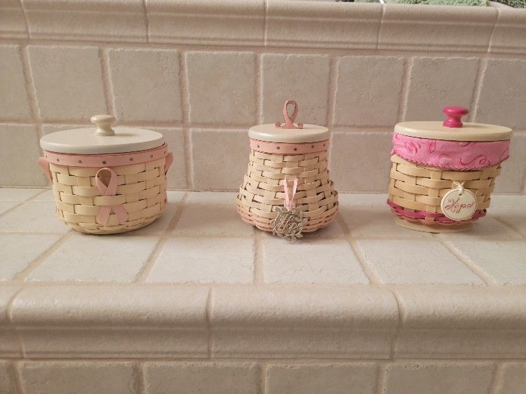 Lot Of Longaberger Horizon Of Hope Baskets And Boyds Bears