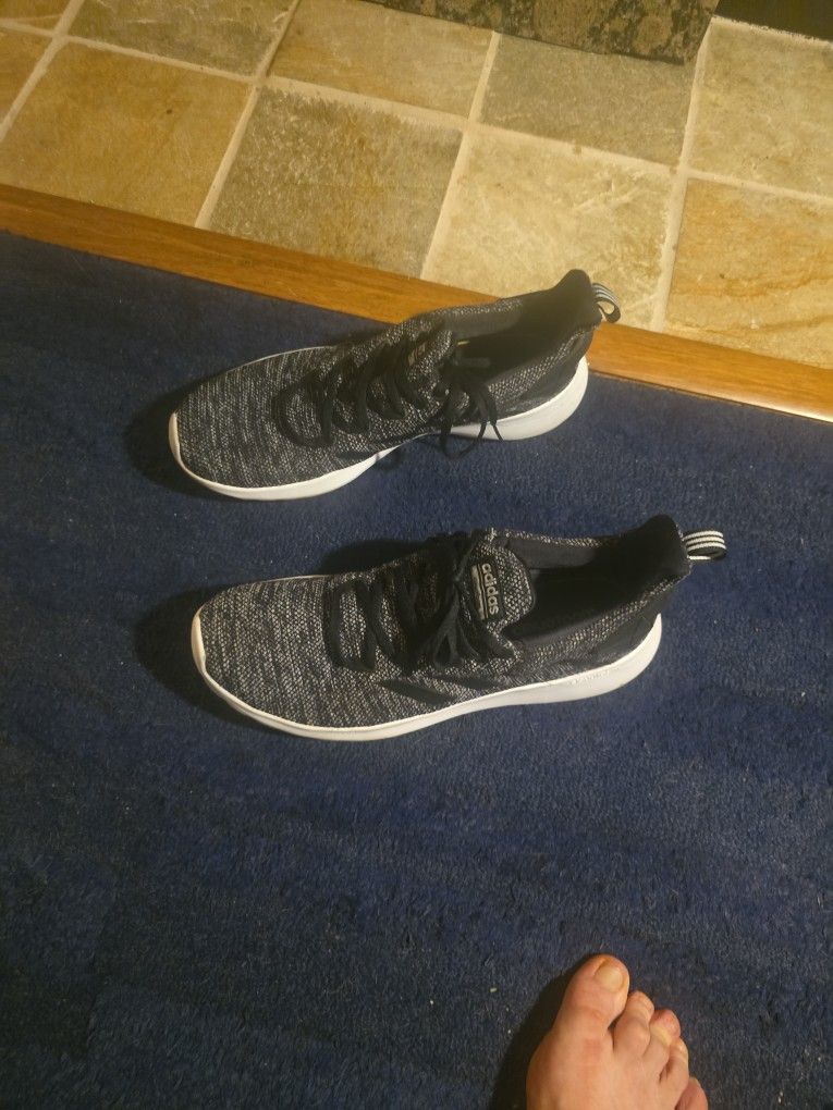 Adidas cloud Foam
