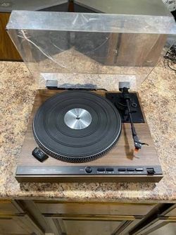 REALISTIC LAB-440 TURNTABLE WORKING VINTAGE DIRECT DRIVE AUTOMATIC