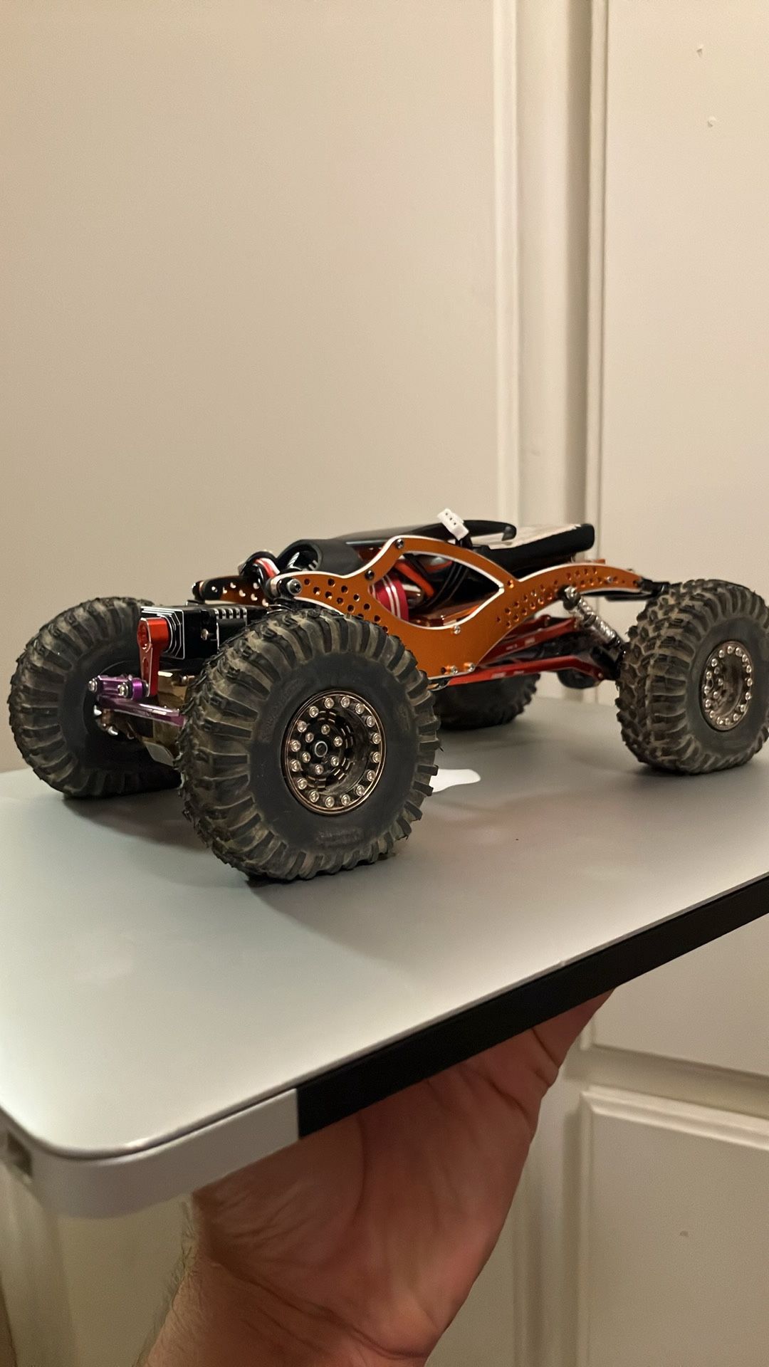 Rc Car With Controller And Battery.(NEEDS ESC) (Brushless Motor Never Used)(servo Steering New !)