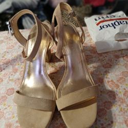 NEW Lds Pale Pink Suede   High Heel W Strap In Ankle 