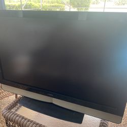 Used VIZIO 42 Inch TV FOR SALE TODAY