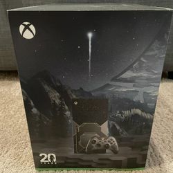 Xbox Series X 1TB Console Halo Infinite Limited Edition