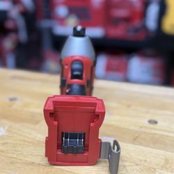 M18 Milwaukee impact driver 