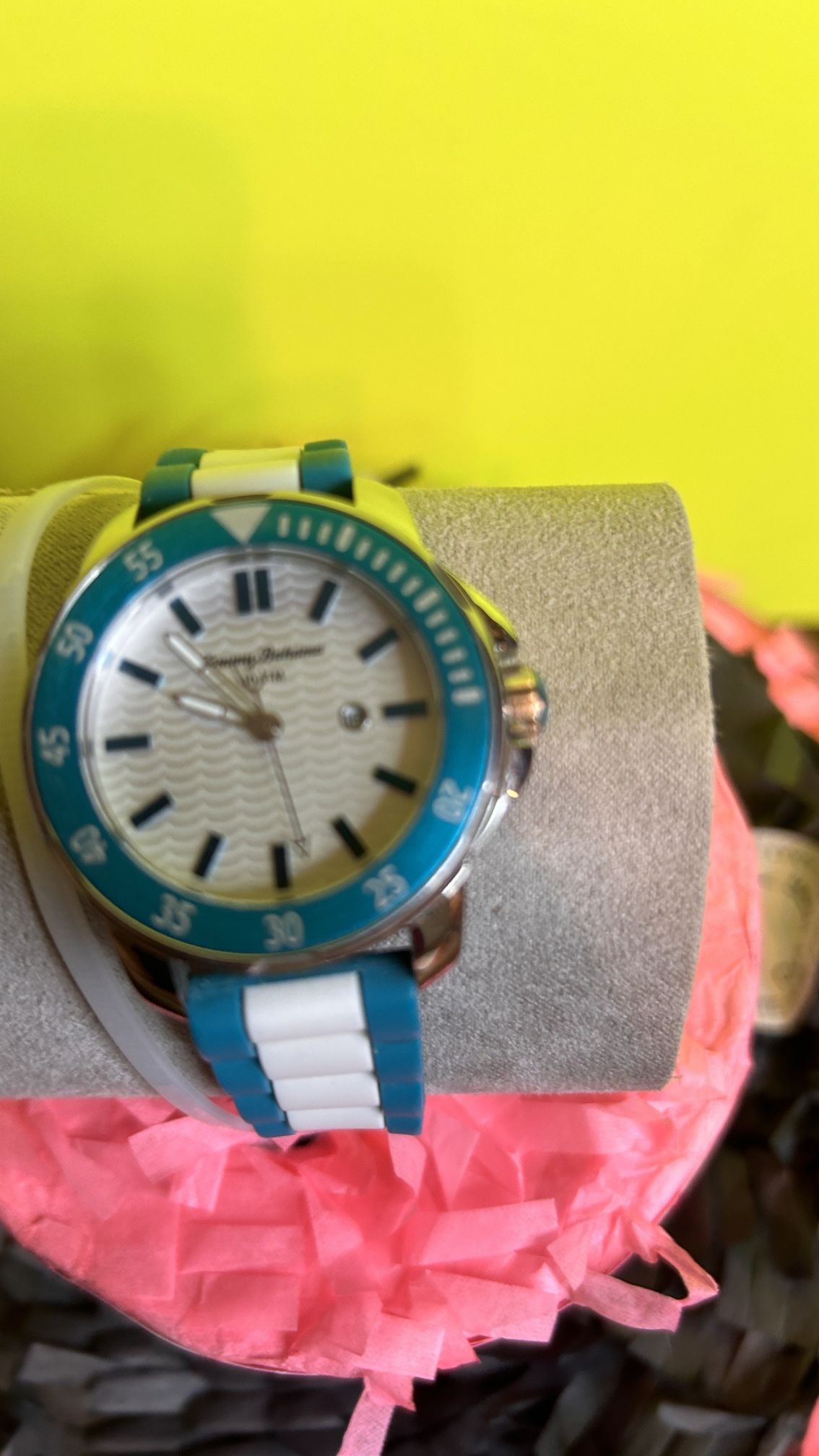 Tommy Bahama. Divers Watch