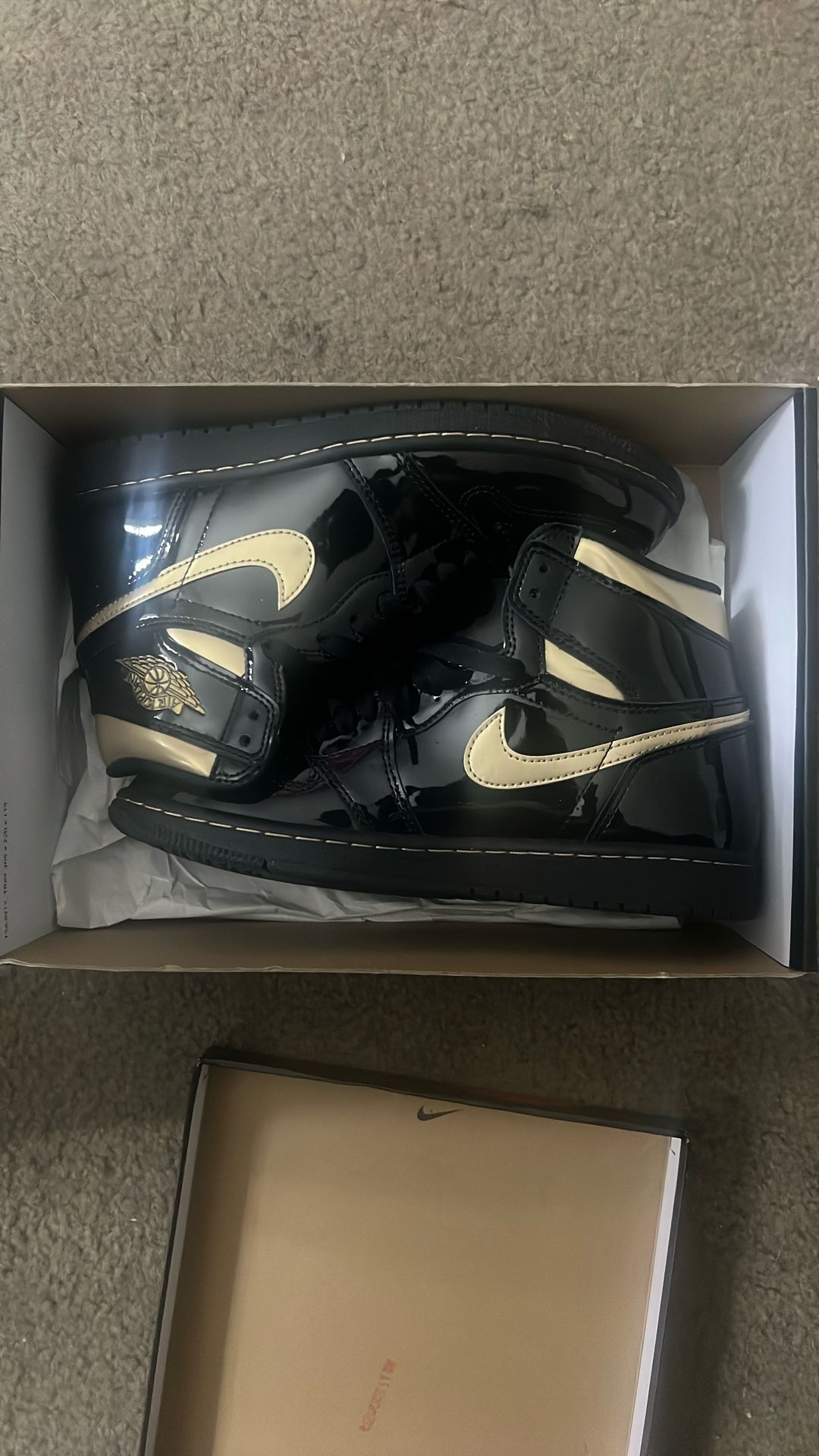 AIR JORDAN 1 RETRO HIGH OG 555088 032