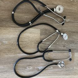 Stethoscopes (bundle)