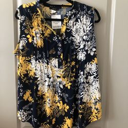 (NEW) Woman’s Top Size Large