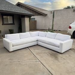 Rh Sofa ( Delivery Available) 