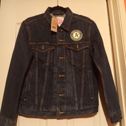  Oakland Levi's Man's Jacket, Size Small7