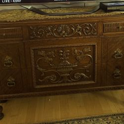 Antique Solid Wood Beautiful Carving Excellent Condition 