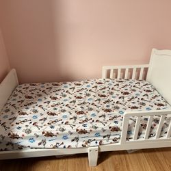 White Toddler Bed Frame 
