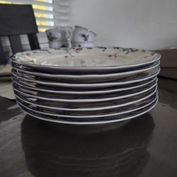 Dinner Plates 8 Peace