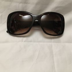 Authentic Prada Sunglasses 🕶