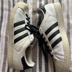 Adidas Superstar