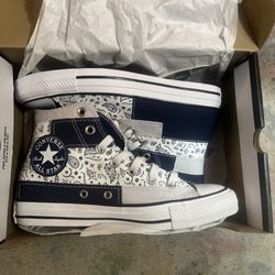 All star converse blue and white bandana pattern