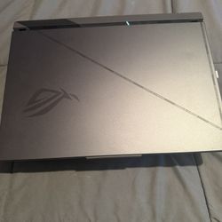 Asus Rog G16 Strix i7 4060 Gaming Laptop