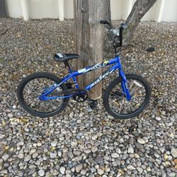 Huffy Rock It (kids Bike) 